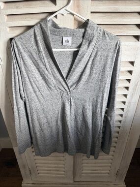 CAbi Light Heather Gray V-Neck Long Sleeve Top